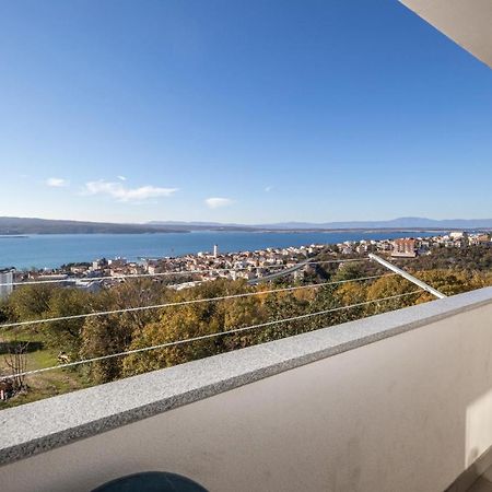 Stunning Apartment In Crikvenica With Wifi Ngoại thất bức ảnh