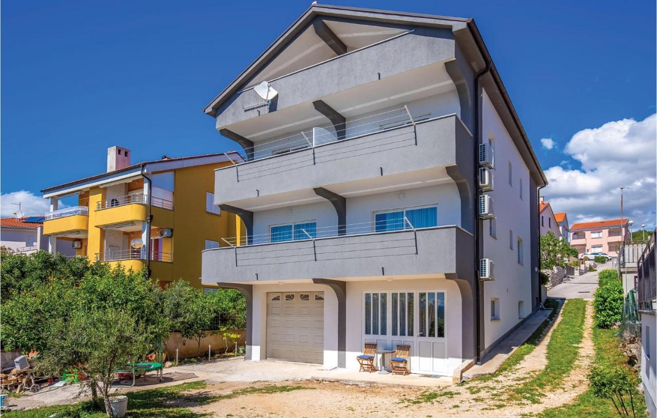 Stunning Apartment In Crikvenica With Wifi Ngoại thất bức ảnh