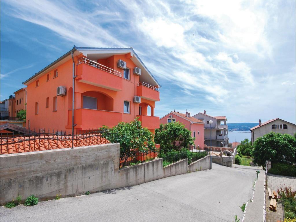 Stunning Apartment In Crikvenica With Wifi Ngoại thất bức ảnh