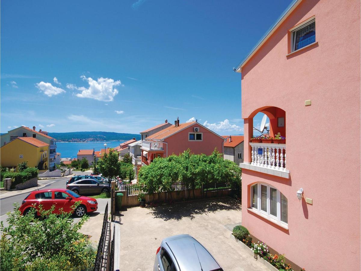 Stunning Apartment In Crikvenica With Wifi Ngoại thất bức ảnh